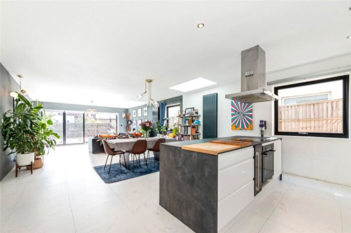 3 Bedroom Detached House For Sale In Purley Rise, Purley, CR8