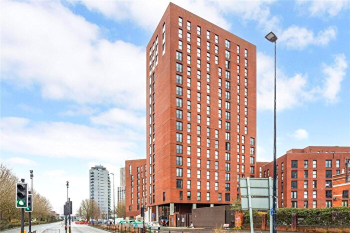 2 Bedroom Apartment For Sale In Alto, Sillavan Way, Salford, M3