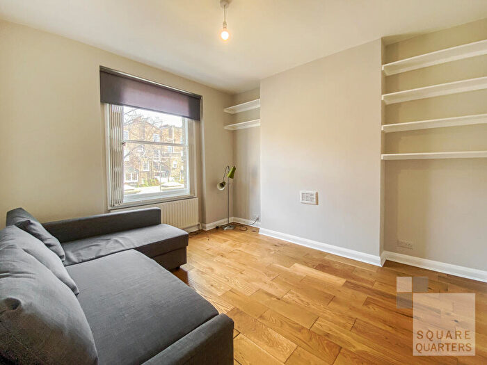 2 Bedroom Flat For Sale In Caledonian Road, Islington, N1