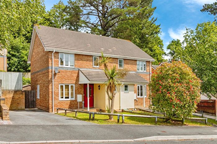 3 Bedroom Semi-Detached House For Sale In Trafalgar Close, Newton Abbot, TQ12