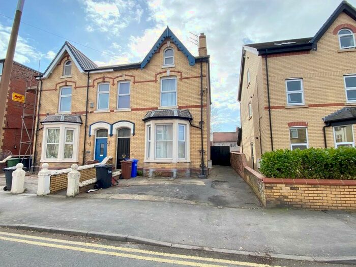 4 Bedroom Semi-Detached House To Rent In St Andrews Road South, Lytham St Annes, FY8