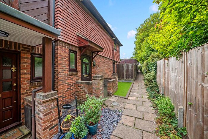 2 Bedroom Terraced House For Sale In Alpine View, Carshalton, SM5