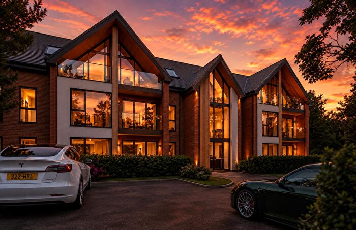 2 Bedroom Apartment For Sale In Quarry Road East, Heswall, Wirral, CH60