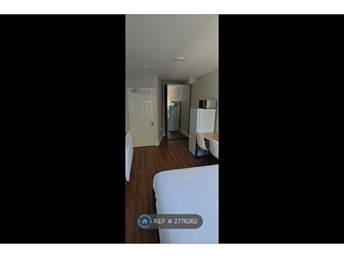 Studio To Rent In Wycombe Road, Ilford, IG2