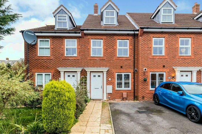 3 Bedroom House To Rent In Ribble Gardens, Portchester, Fareham, Hampshire, PO16
