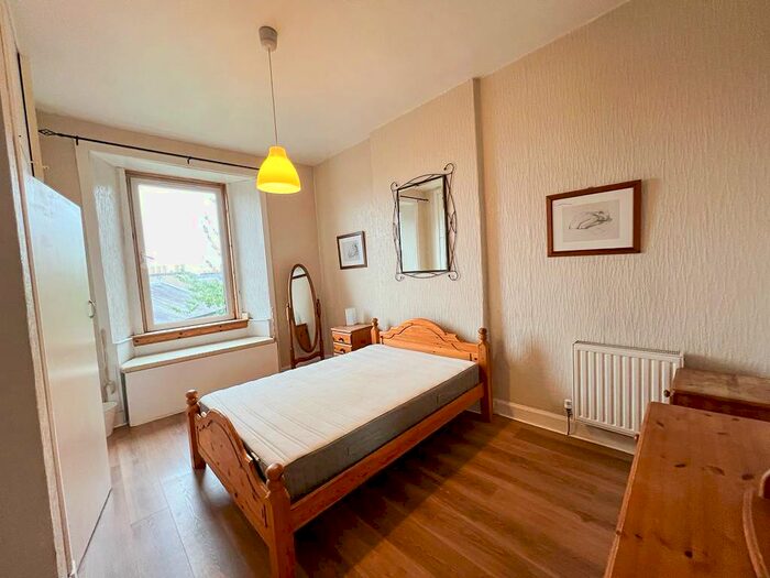 1 Bedroom Flat To Rent In West Montgomery Place, Hillside, Edinburgh, EH7