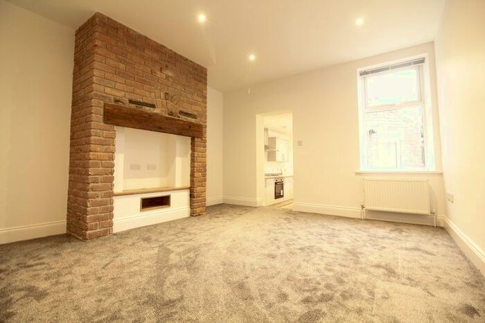 3 Bedroom Flat To Rent In Shortridge Terrace, Jesmond, Newcastle Upon Tyne, NE2