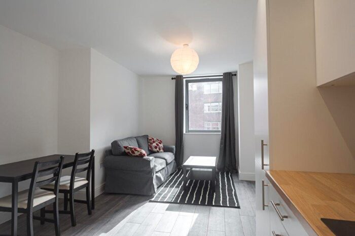 1 Bedroom Flat To Rent In Queen Street, City Centre, Sheffield, S1