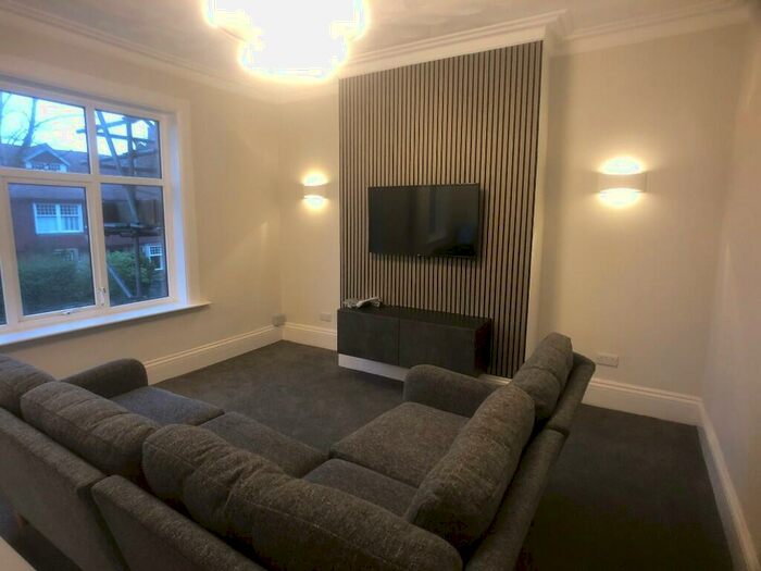 1 Bedroom Flat To Rent In Dragon Parade, Harrogate, North Yorkshire, HG1