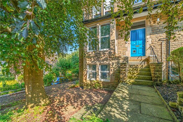 2 Bedroom Apartment For Sale In Eaton Road, Ilkley, West Yorkshire, LS29
