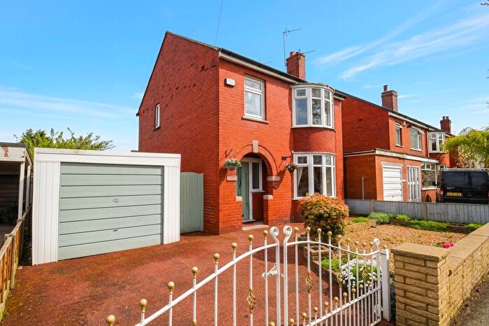 3 Bedroom Detached House For Sale In Holden Road, Leigh, WN7