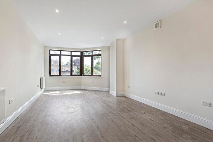 2 Bedroom Apartment To Rent In Beckenham Road, Beckenham, BR3