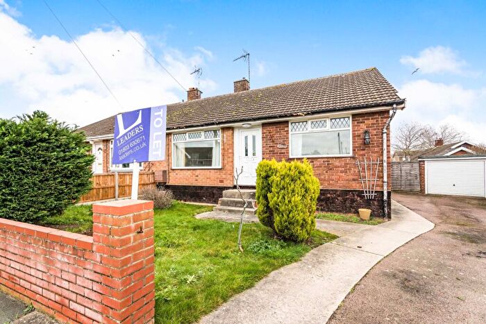 3 Bedroom Bungalow To Rent In Fern Avenue, Lowestoft, Suffolk, NR32
