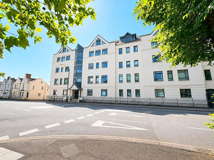 1 Bedroom Apartment For Sale In Villiers House, Leamington Spa, CV32