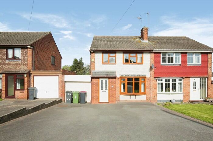 3 Bedroom Semi Detached House For Sale In St Leonards View, Polesworth, B78