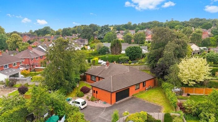 4 Bedroom Detached Bungalow For Sale In St. Johns Ave, Oulton, ST15