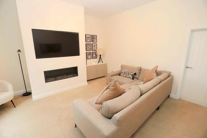 2 Bedroom Terraced House To Rent In Lonsdale Street, Elton, Bury, BL8