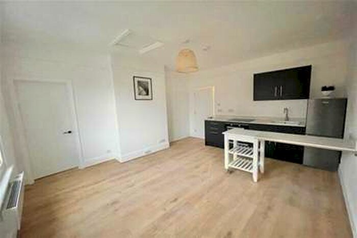 1 Bedroom Flat To Rent In Tunbridge Wells, Kent, TN1