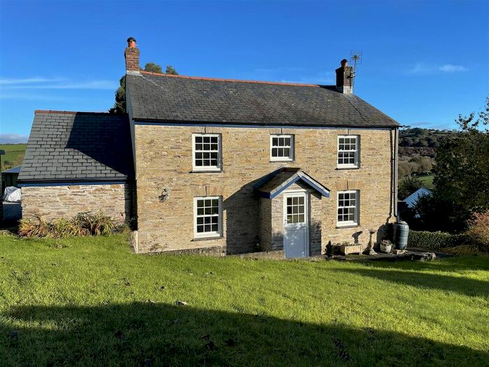 4 Bedroom Detached House For Sale In Polmear Hill, Par, PL24