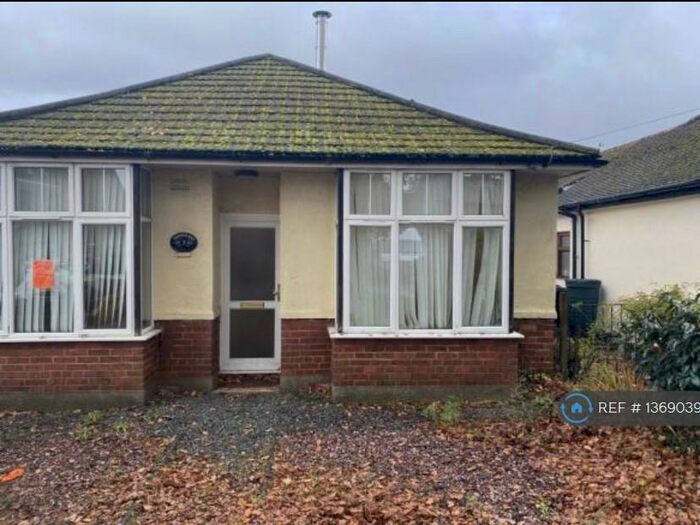 2 Bedroom Bungalow To Rent In Heath Road, Bradfield Southend, Reading, RG7