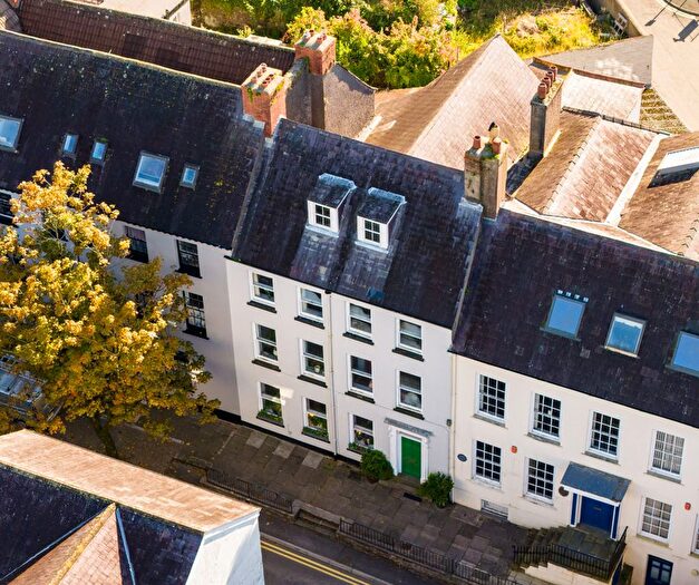 7 Bedroom Property For Sale In Eagle Star House, Quay Street, Carmarthen, SA31