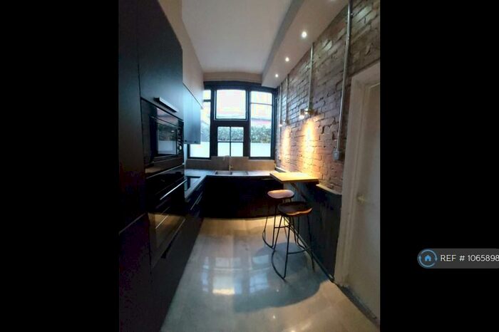 1 Bedroom Flat To Rent In Creighton Avenue, London, N10