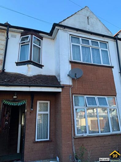 3 Bedroom Terraced House To Rent In The Grange, Wembley, Middlesex, HA0