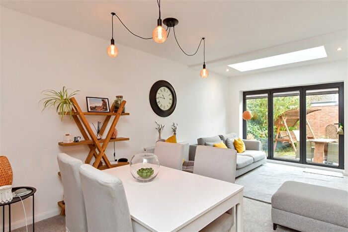 3 Bedroom Detached Bungalow For Sale In Vernon Avenue, Woodingdean, Brighton, East Sussex, BN2