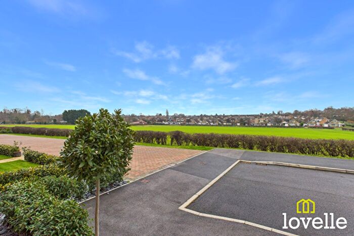 4 Bedroom Detached House For Sale In Radcliffe Grove, Cottingham, HU16