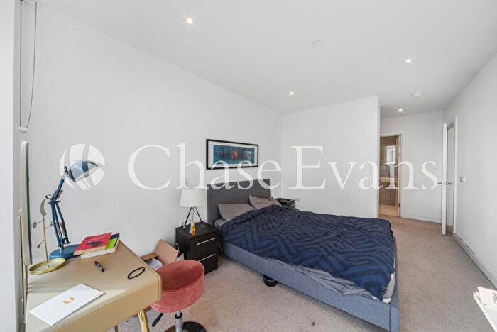 2 Bedroom Flat For Sale In Elephant Park, Deacon Street, Elephant And Castle, London, SE17