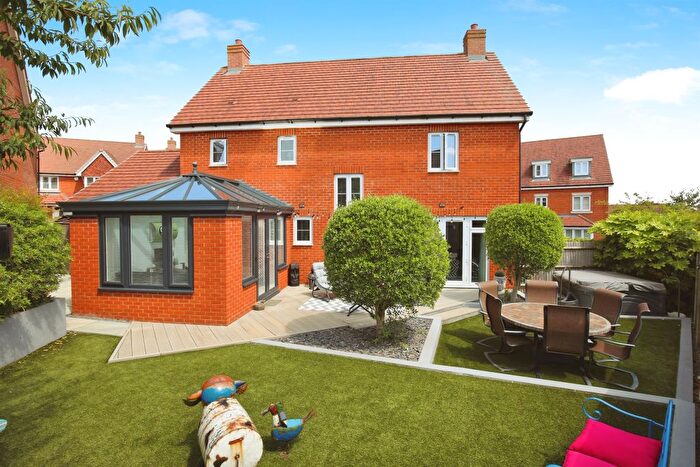 4 Bedroom Detached House For Sale In Beckingham Road, Amesbury, Salisbury, SP4