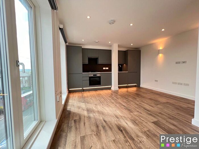 1 Bedroom Flat To Rent In Brent Street, London, NW4