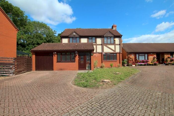 5 Bedroom Detached House To Rent In Brake Close, Bradley Stoke, Bristol, BS32