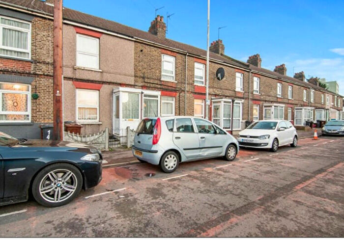 2 Bedroom Terraced House To Rent In King Edwards Road, Barking, Essex, IG11