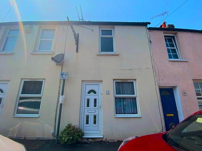 2 Bedroom Terraced House To Rent In Ivy Street, Rainham, Gillingham, ME8