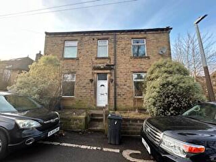 3 Bedroom Detached House To Rent In Crossley Place, Linthwaite, Huddersfield, HD7