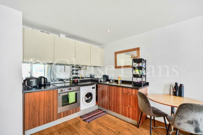 1 Bedroom Flat To Rent In Arboretum Place, Barking, London, IG11