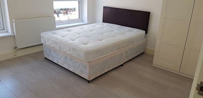 1 Bedroom Flat To Rent In High Road Leytonstone, London, E11