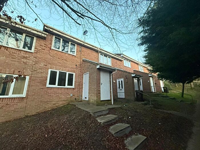 2 Bedroom Property To Rent In Goodall Close, Rainham, Gillingham, ME8