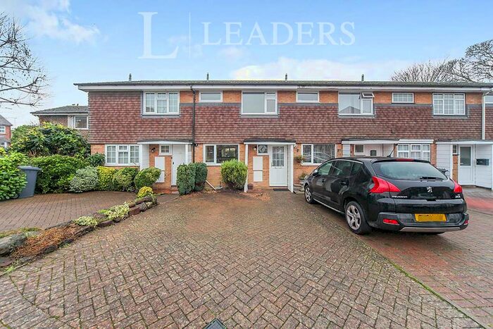 3 Bedroom Semi-Detached House To Rent In Staines Square, Dunstable LU6