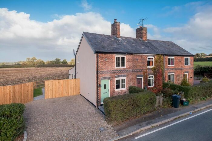 2 Bedroom End Of Terrace House For Sale In Crib Lane, Tarporley CW6