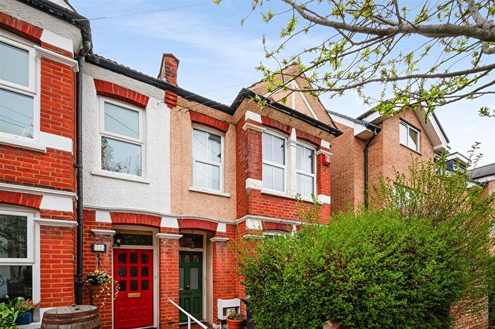 2 Bedroom Property For Sale In Park Road, Colliers Wood, SW19