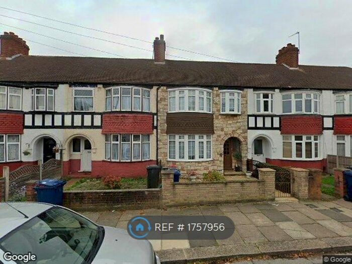 3 Bedroom Terraced House To Rent In Ribblesdale Avenue, Northolt, UB5