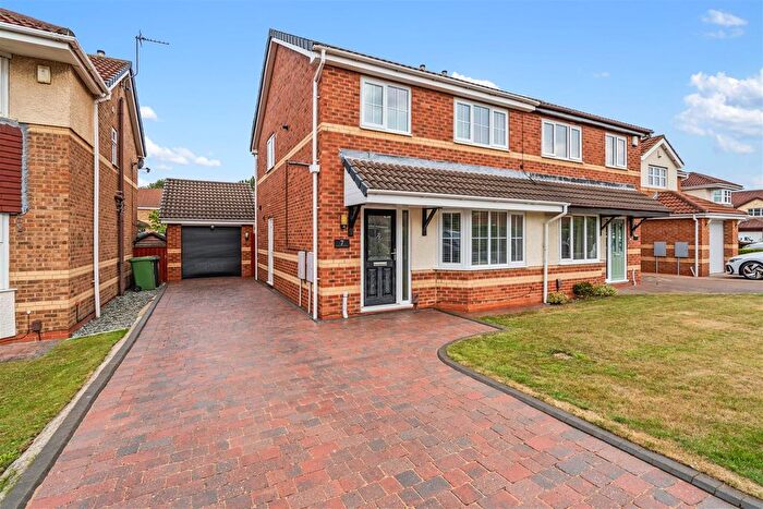 3 Bedroom Semi Detached House For Sale In John Howe Gardens, Hartlepool, TS24