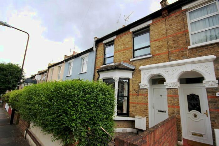3 Bedroom Terraced House To Rent In Brookdale Road, Walthamstow, E17