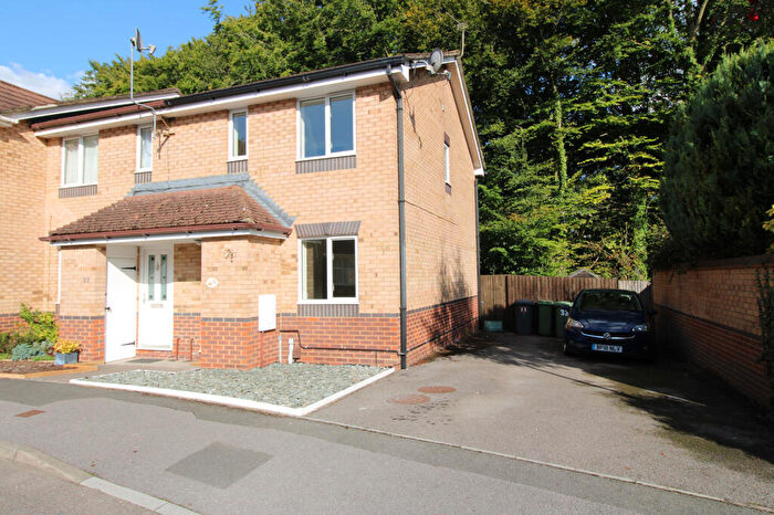 2 Bedroom End Of Terrace House To Rent In Florence Way, Basingstoke, RG24