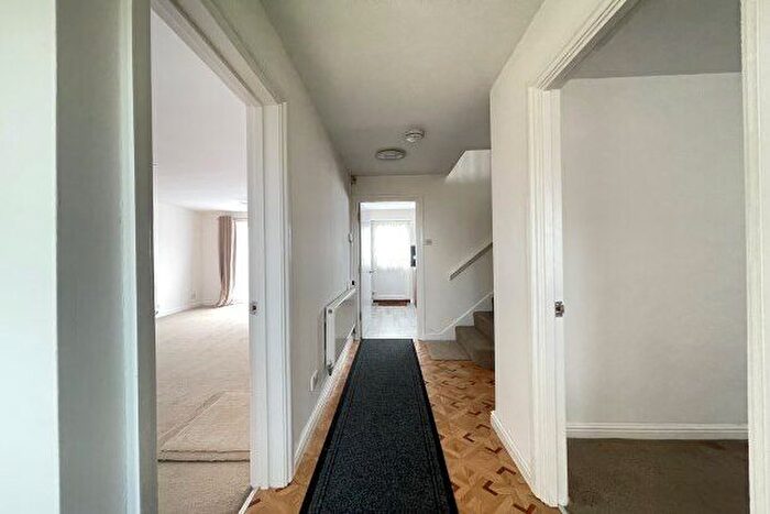 5 Bedroom Detached House To Rent In Beckinsale Grove, Milton Keynes, MK8