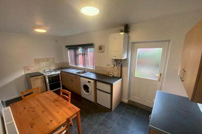 2 Bedroom Property To Rent In Chesil Avenue, Nottingham, NG8