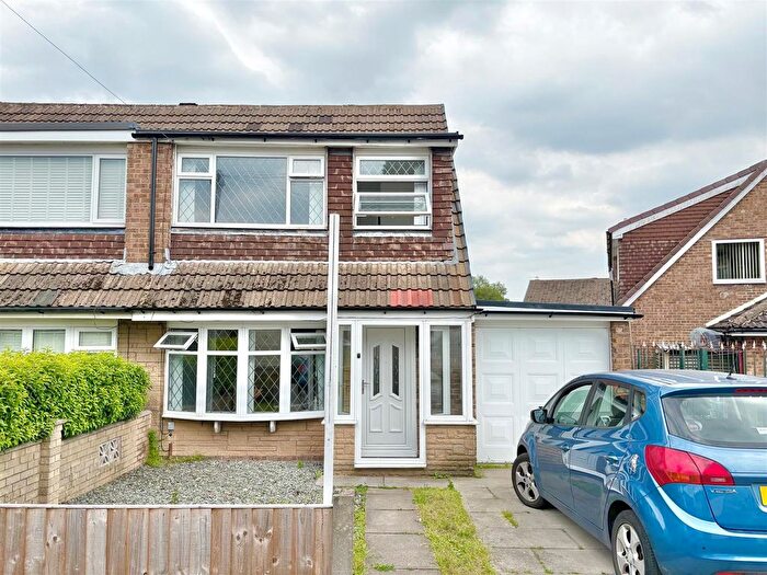 3 Bedroom Semi-detached House For Sale In Alpine Drive, Leigh, WN7