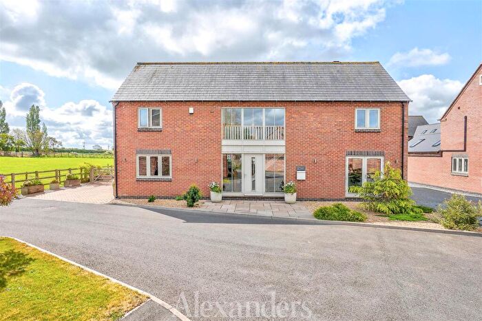 4 Bedroom Detached House For Sale In Yew Tree Close, Barton In The Beans, CV13